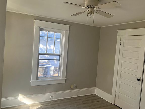 2nd image of 1503 Textile Dr