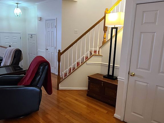 5th image of 2554 James Maury Dr