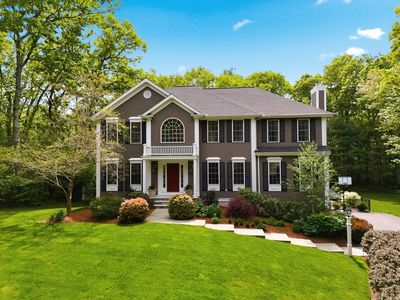 115 Webster Woods Ln, North Andover, MA, 01845