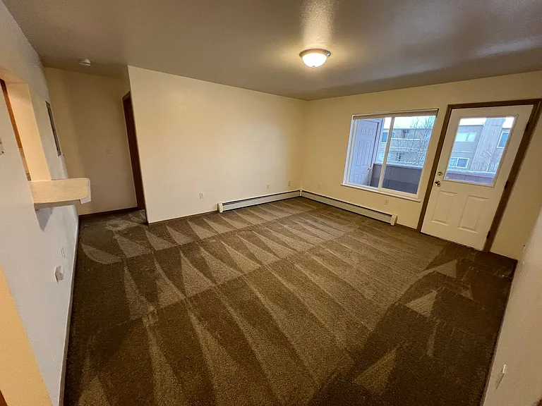 9702 Morningside Loop — Photo 10