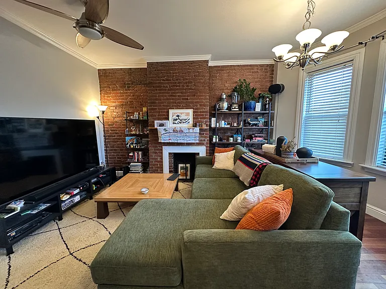 195 Cambridge St #2 — Photo 8