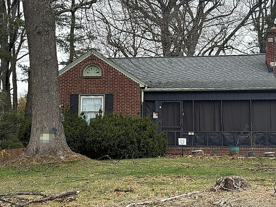 1st image of 12 E Seminary Ave