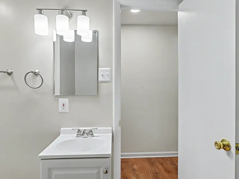 Full Bathroom in Basement