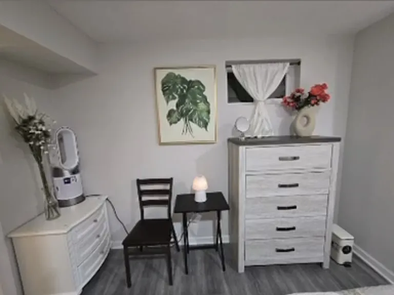 3918 Moss Dr — Photo 2