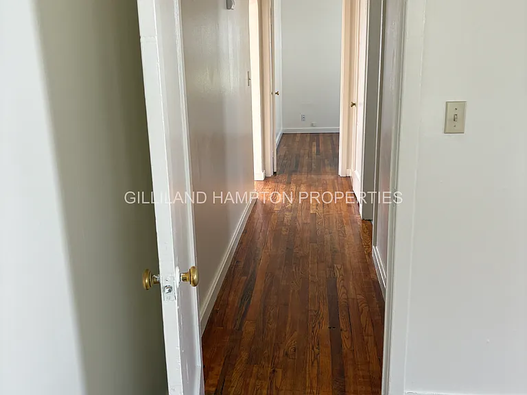 612 NW 4th St — Photo 13