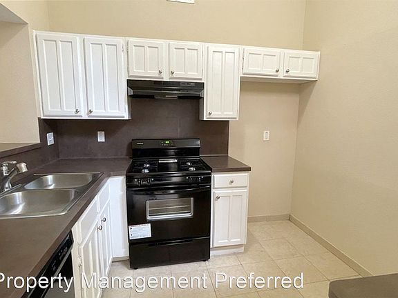 3rd image of 18627 N Lyford Dr