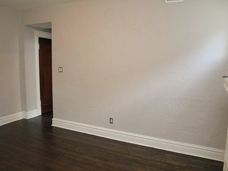 7036 Forsyth Blvd #1W — Photo 4