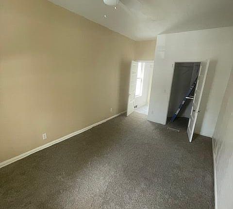 2nd image of 1836 Finch St