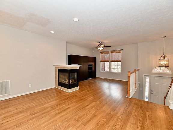 2nd image of 12674 Hollice Ln