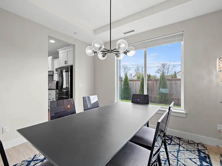 107 NE 72nd Ave — Photo 6