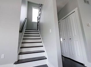 1383 E Forteen Mile Rd, Birmingham, MI 48009