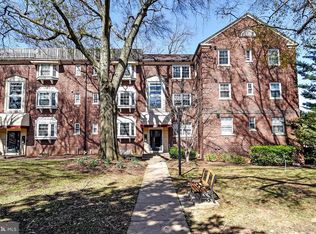 2106 N Scott St APT 43, Arlington, VA 22209