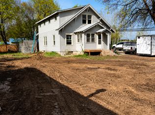 1117 N 5th Ave, Sandpoint, ID 83864