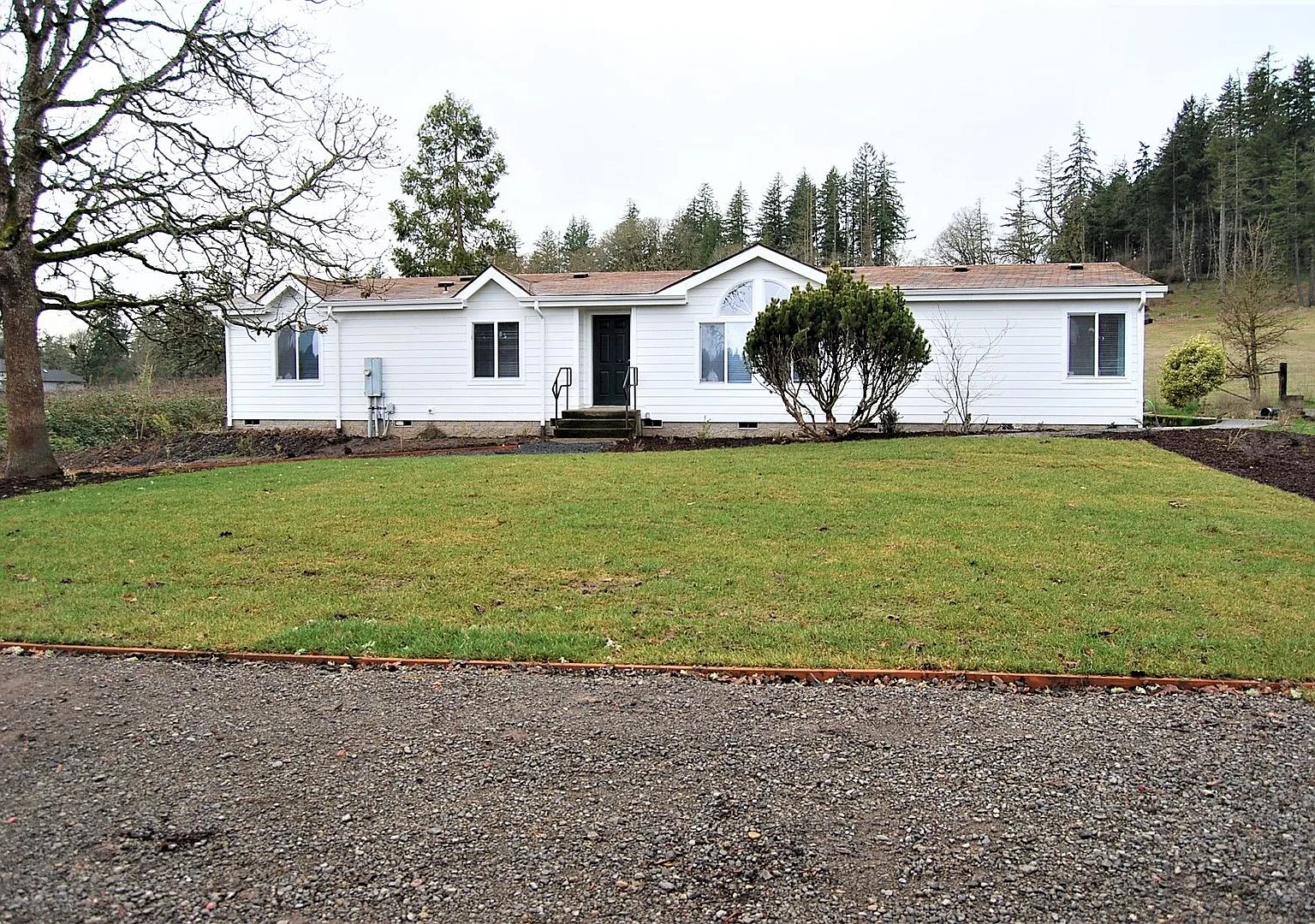 3 Bedroom 2 Bath MF Home Carlton OR — Photo 3