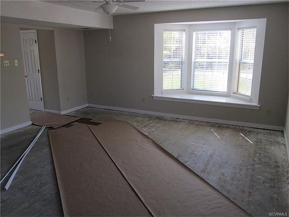 2nd image of 9567 Kimberly Lynn Cir
