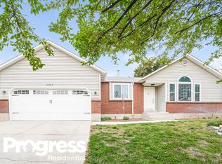 11959 Aspen Ridge Rd, Sandy, UT 84094