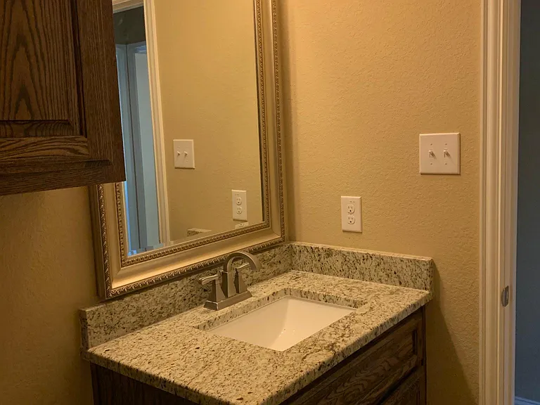 1901 Clear Creek Dr — Photo 18