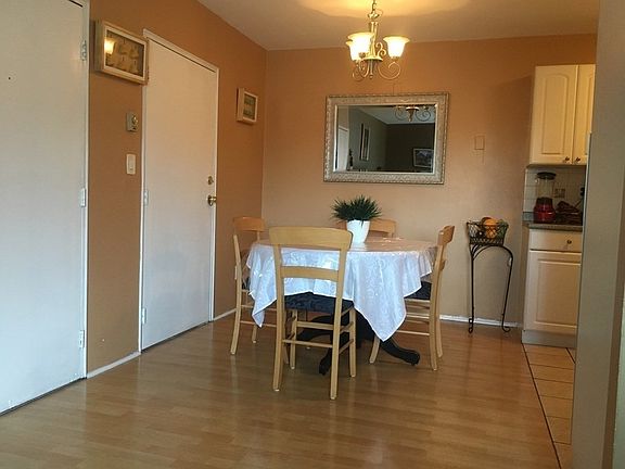 4th image of 79 Nicholas Rd APT H