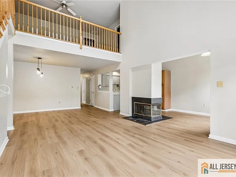 624 Brickhouse Rd — Photo 10