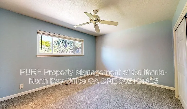 5617 Dupont Dr — Photo 22