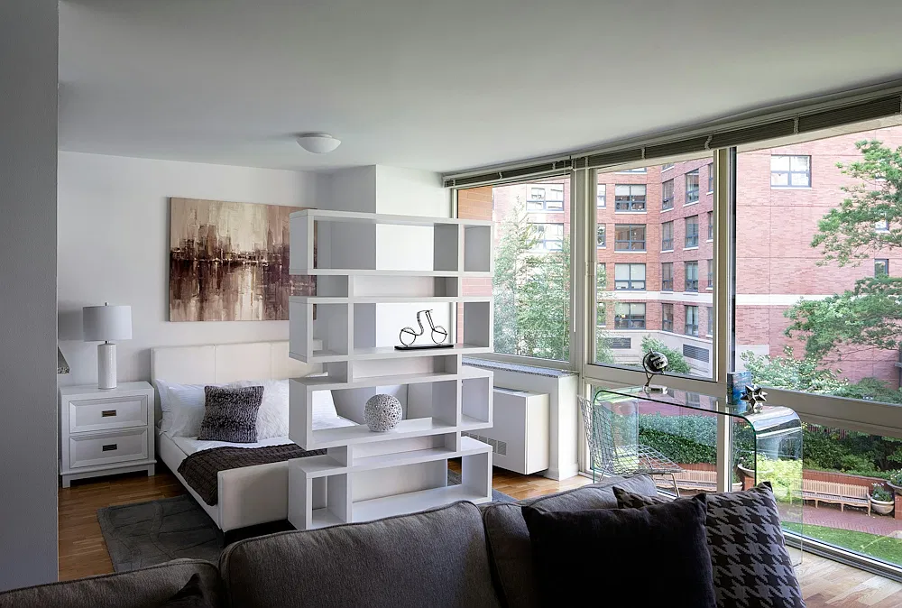 400 Chambers Street — Photo 1