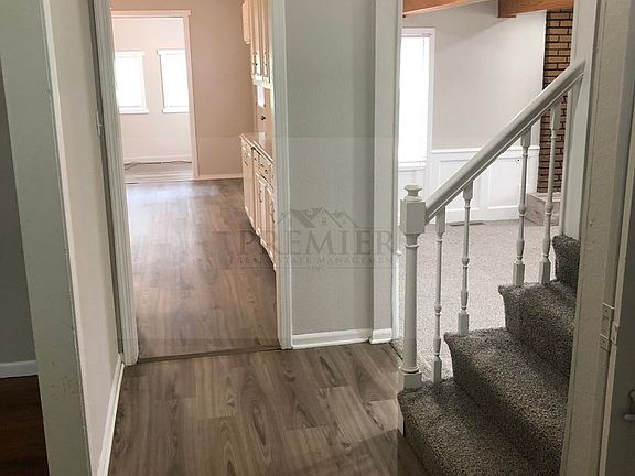 4th image of 10549 Mersington Ave