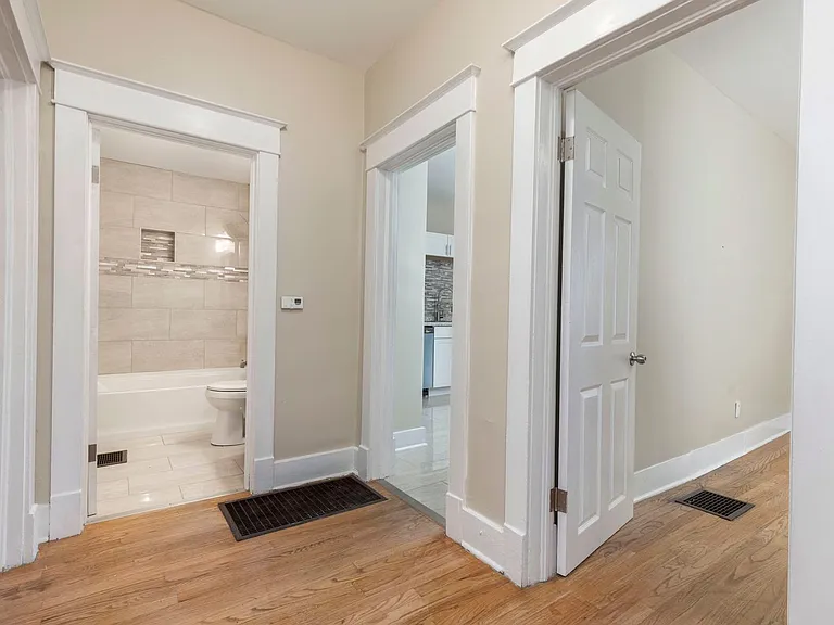 4102 Sunset Ave — Photo 8
