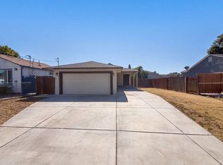 3713 Ripley St, Sacramento, CA 95838