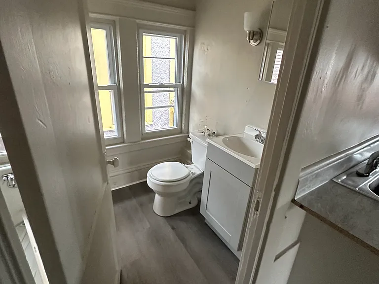 504 Nancy St #3 — Photo 3