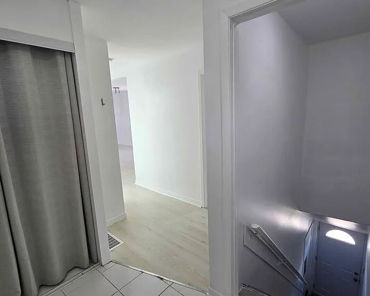 610 Concession St #1 — Photo 3