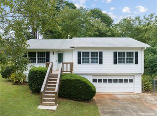 4811 Serene Shores Dr, Gainesville, GA 30504