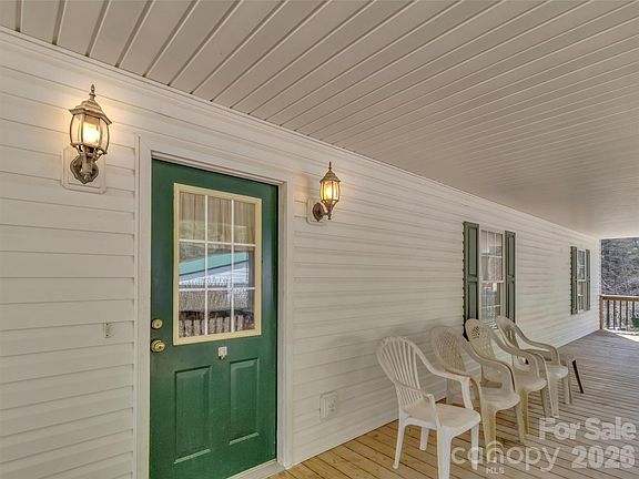 3rd image of 39 Millard Cove Rd