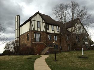 149 Shadow Ridge Dr, Pittsburgh, PA 15238