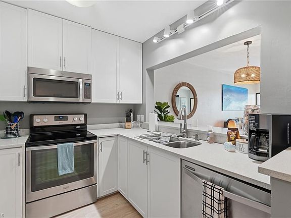 3rd image of 803 River Point DR #107B