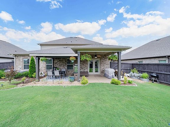 2nd image of 110 Edmund Cir