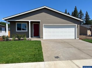 523 Luna 16 Way, Lebanon, OR 97355