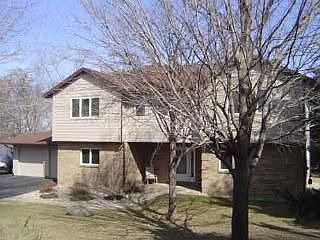 2nd image of 3804 Sioux Ln
