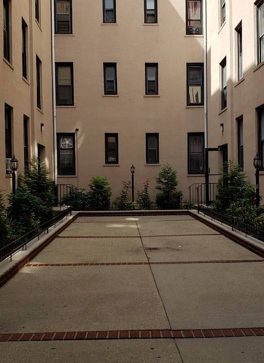 1st image of 2738 E 19th St #D3-1