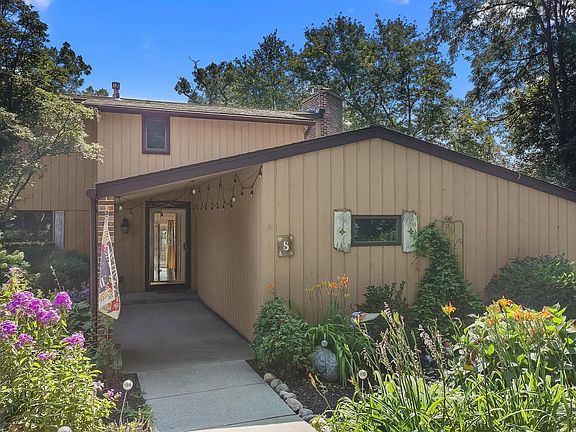 2nd image of 469 Country Club DRIVE #8