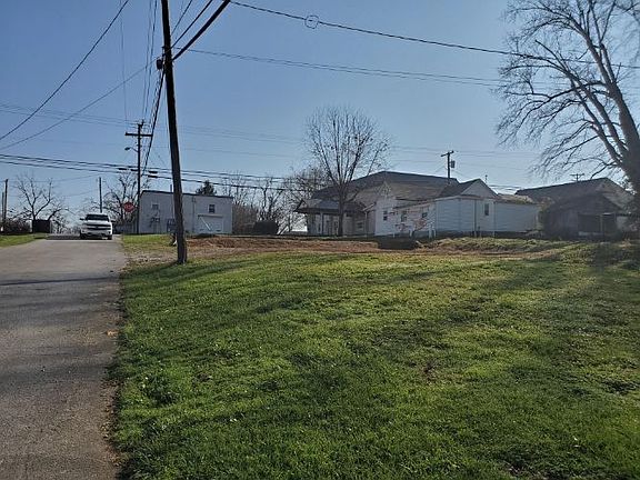 3rd image of 15023 N Highway 1247