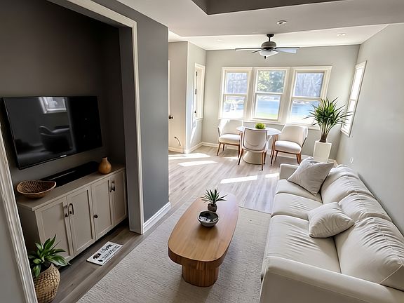 2nd image of 1430 S Kenneth Ave #2E