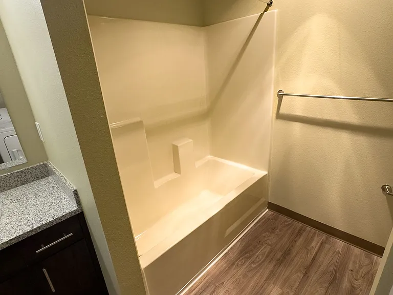 Harmona Heights Apartments — Photo 33