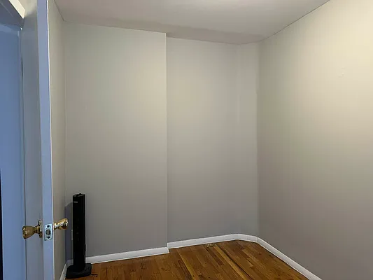 Rented by Premier One Realty LLC | media 6