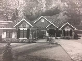 74 Levanno Dr, Crown Point, IN 46307