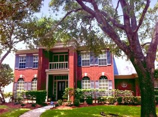 15 Sarahs Cv, Sugar Land, TX 77479