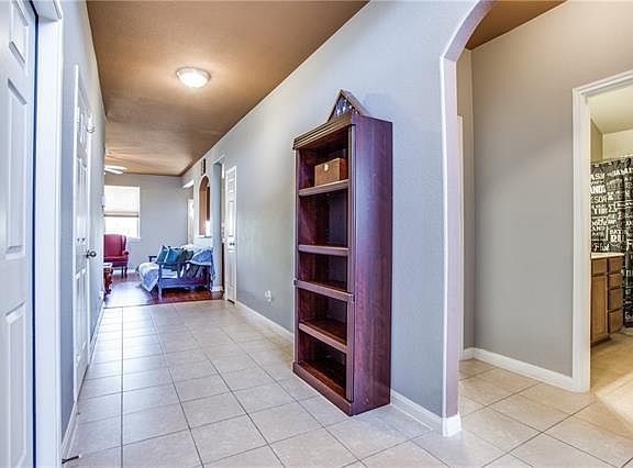 4th image of 1409 Cottonwood Trl