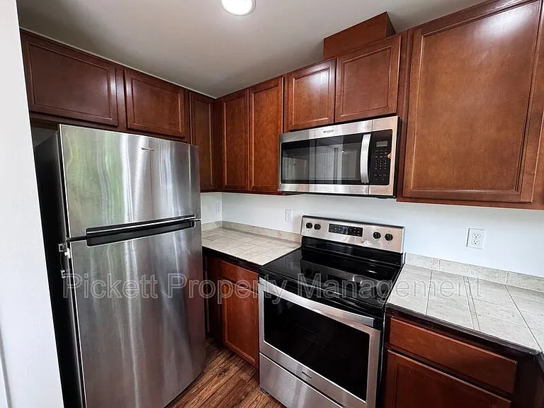 1220 Audrey Ave W — Photo 11