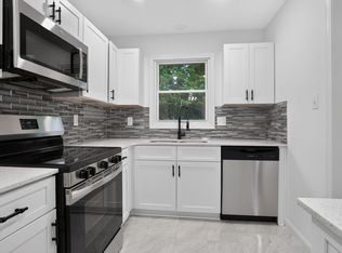 2250 Kings Gate Cir APT B, Snellville, GA 30078