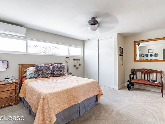 2nd image of 3235 Menlo Ave