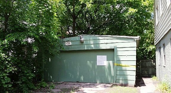 2nd image of 1019 Andrews St
